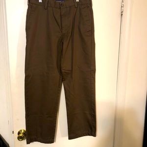 Men’s Brown Izod American Chino.